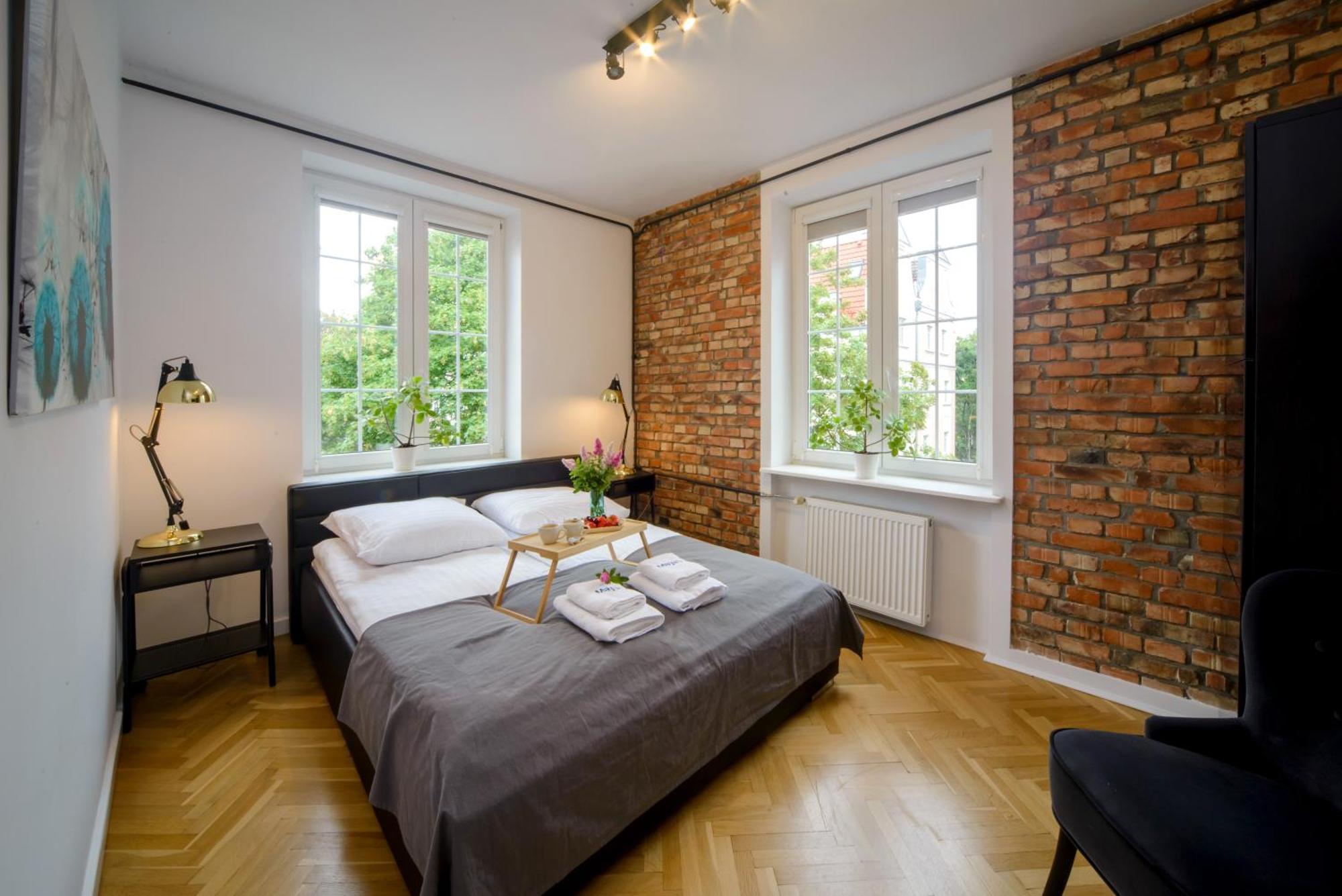 Maya's Flats & 63 - 3 On Chlebnicka Street Old Town Leilighet